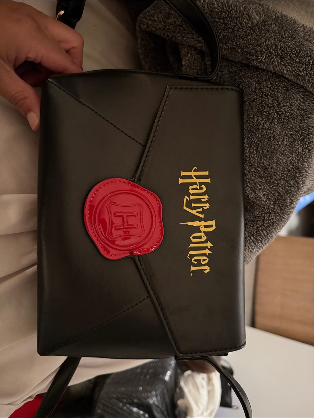 Warner Bros. Harry Potter Black Crossbody Bag with Red Seal